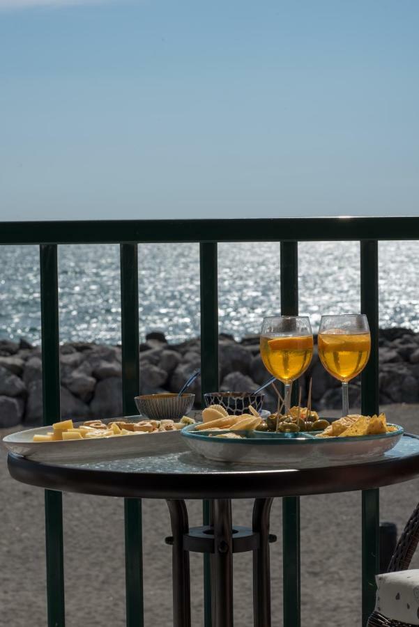 Dulce Mare Apartment Salerno Exterior foto