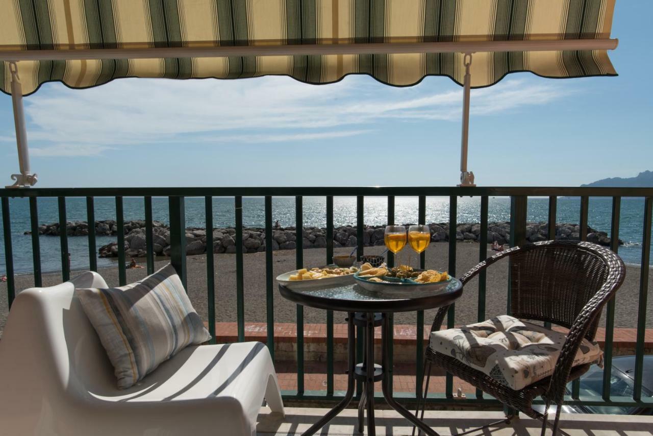 Dulce Mare Apartment Salerno Exterior foto
