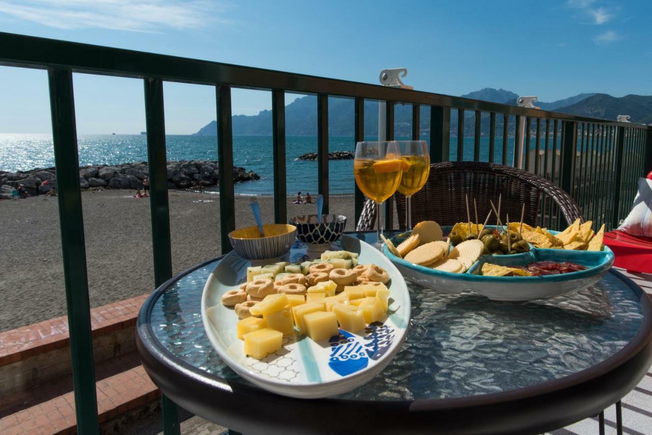 Dulce Mare Apartment Salerno Exterior foto