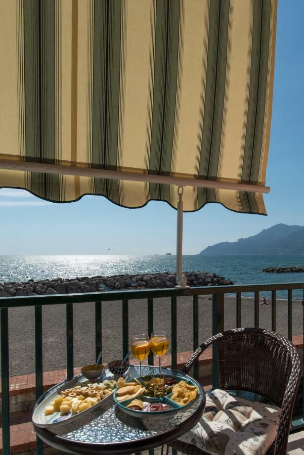 Dulce Mare Apartment Salerno Exterior foto